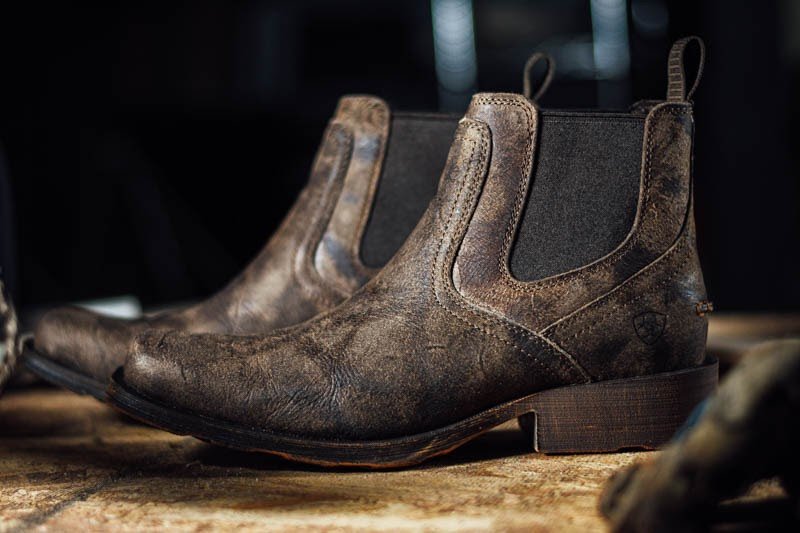 Ariat 8